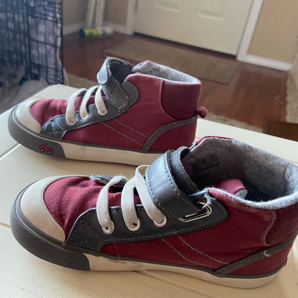 See Kai Run boys hi top sneakers.Size 12
